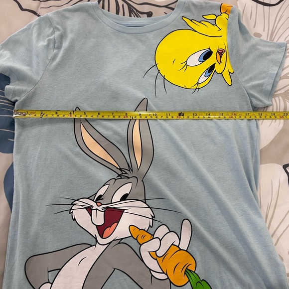 LOONEY TUNES • Lt Blue T-Shirt • Large/ 11-13 - Picture 8 of 8